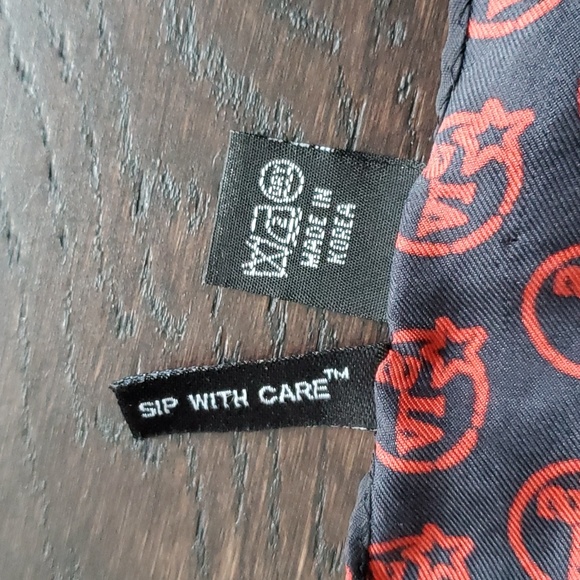 Maker's Mark Silk Pocket Square - Picture 4 of 5